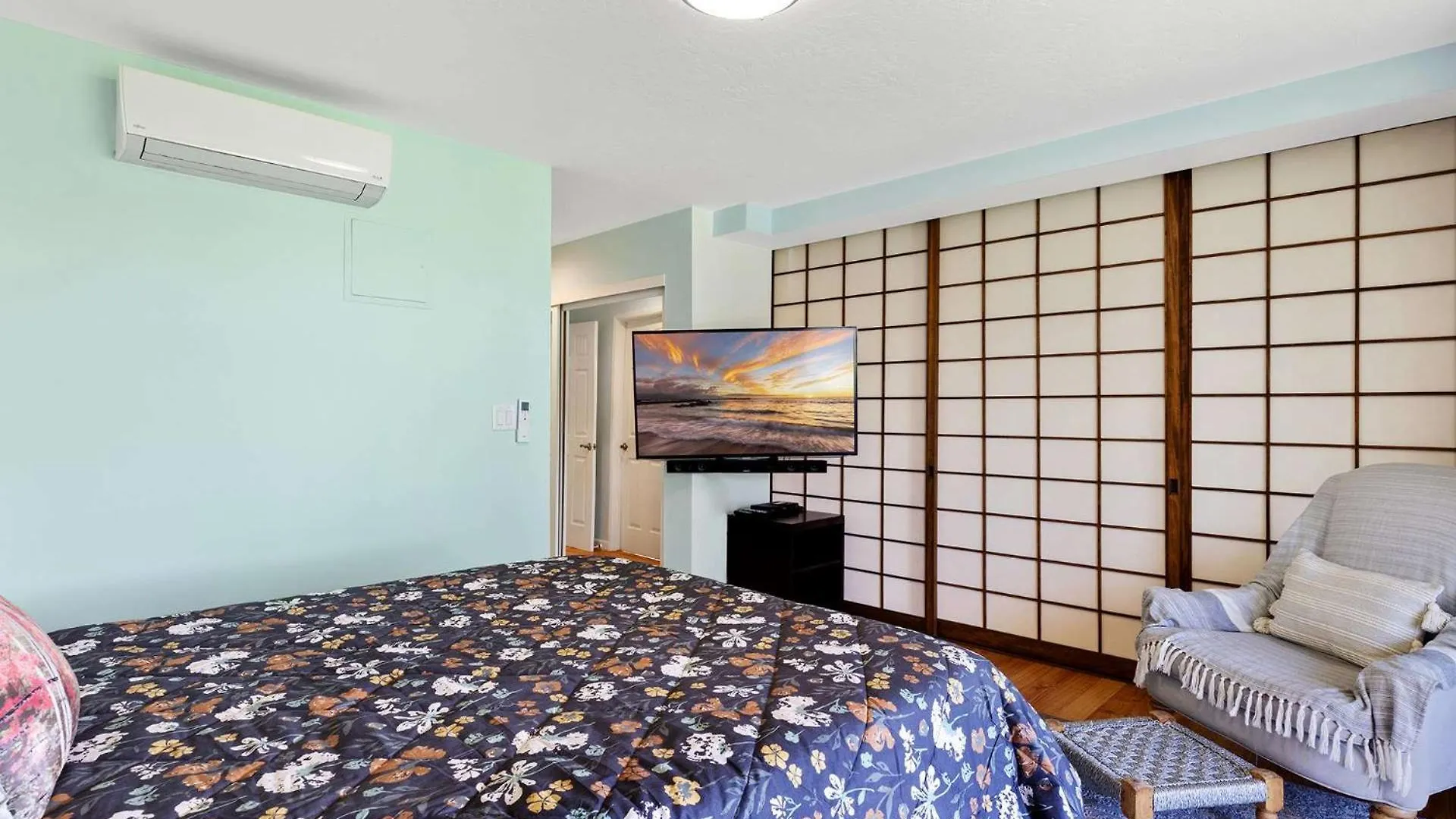 Plan Your Hawaii Vacay At Grace'S Oasis Kailua-Kona