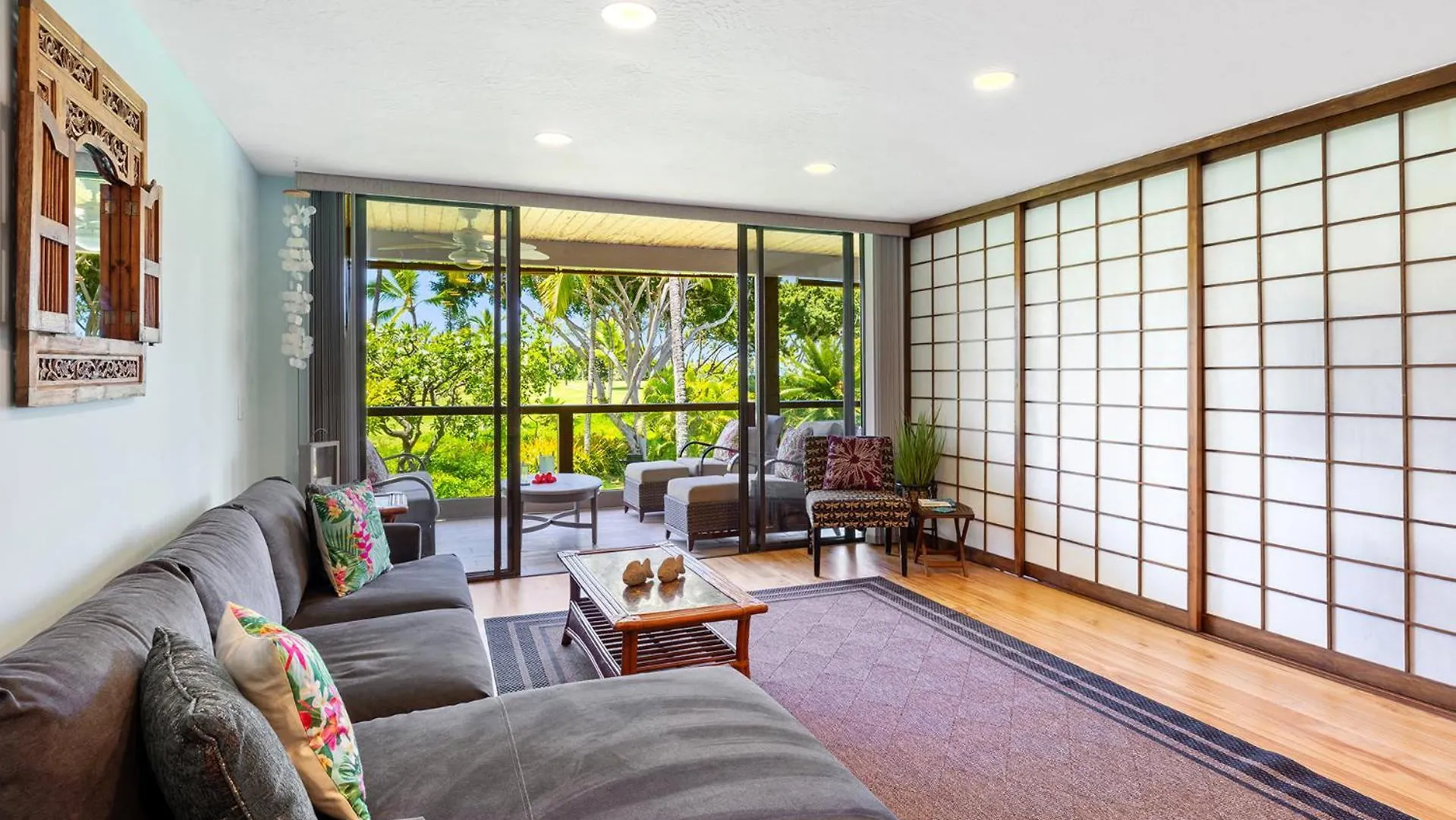 Plan Your Hawaii Vacay At Grace'S Oasis Kailua-Kona